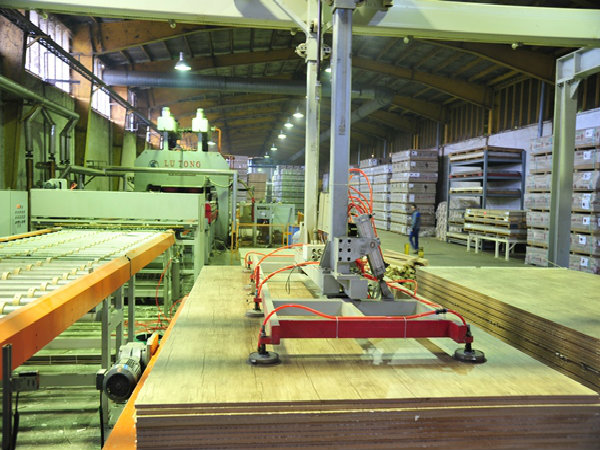 快速型壓機自動生產線